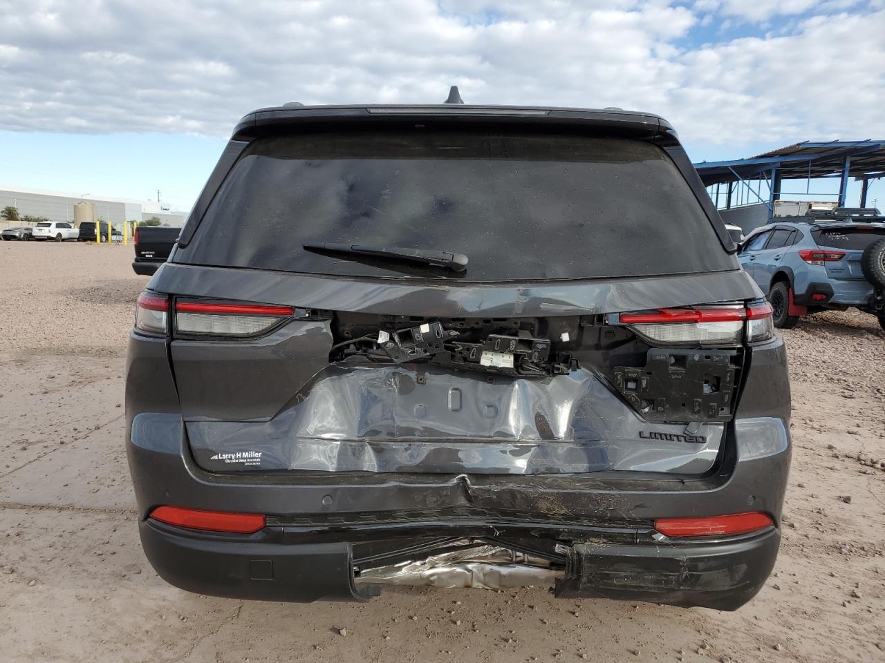 2023 JEEP GRAND CHEROKEE LIMITED VIN:1C4RJGBG2PC663604