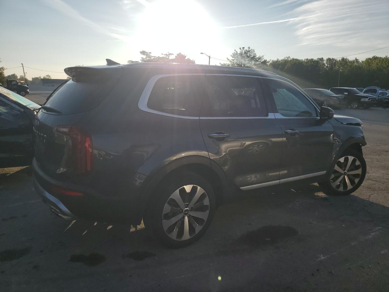 2022 KIA TELLURIDE S VIN:5XYP6DHCXNG243366