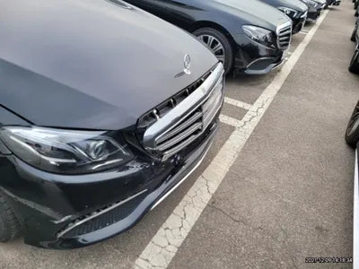 2017 Mercedes-Benz E 300 WDDZF4JB7JA323282 VIN:WDDZF4JB7JA323282