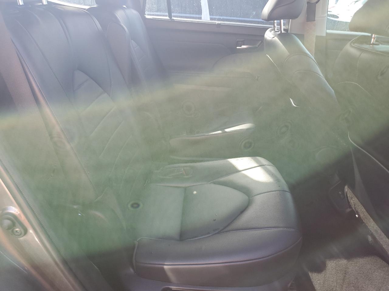 2022 TOYOTA HIGHLANDER XLE VIN:5TDGZRAH2NS552293