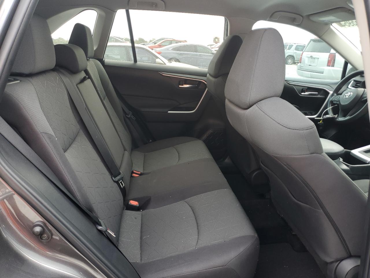 2022 TOYOTA RAV4 XLE VIN:2T3W1RFV2NC212112