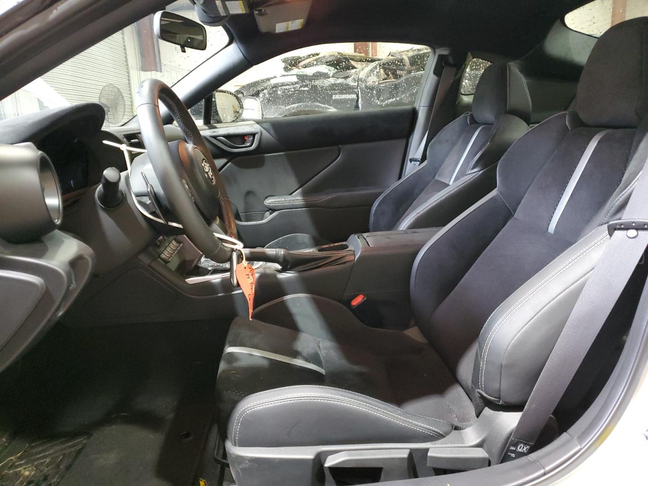 2024 TOYOTA GR 86 PREMIUM VIN:JF1ZNBE1XR8755702