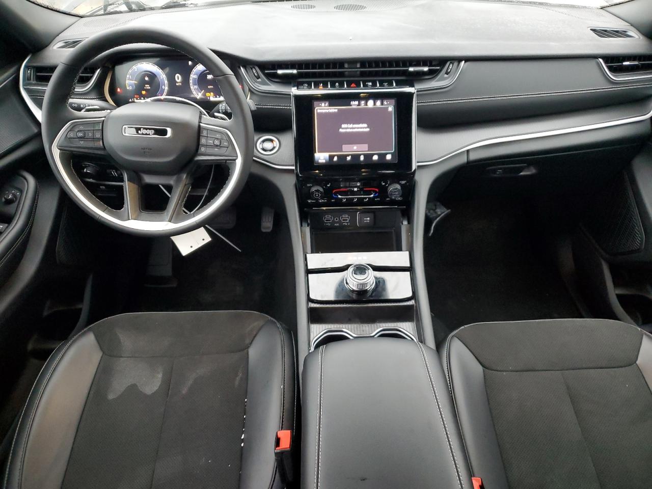2024 JEEP GRAND CHEROKEE L LAREDO VIN:1C4RJKAGXR8624625