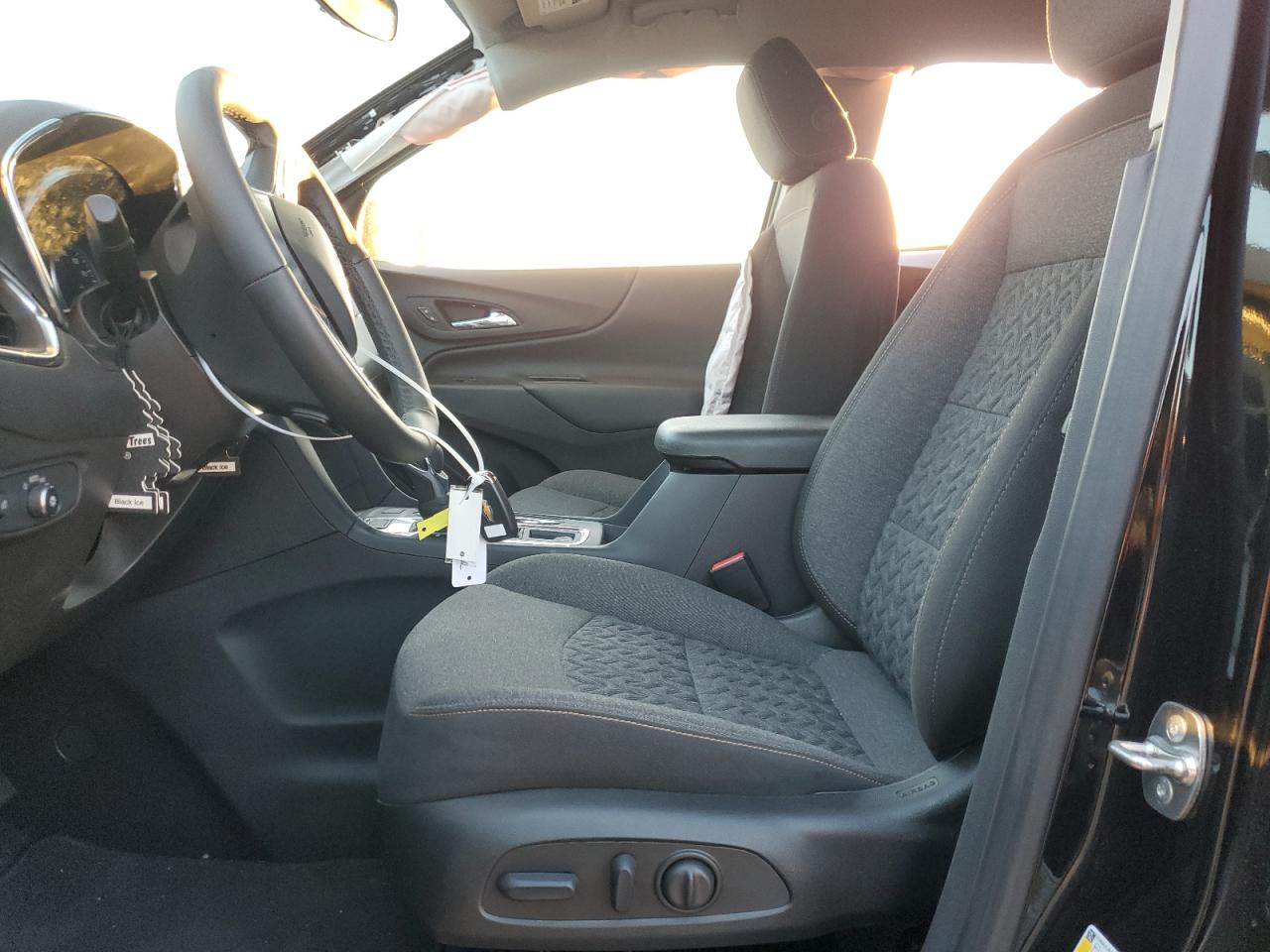 2024 CHEVROLET EQUINOX LT VIN:3GNAXUEGXRL325856