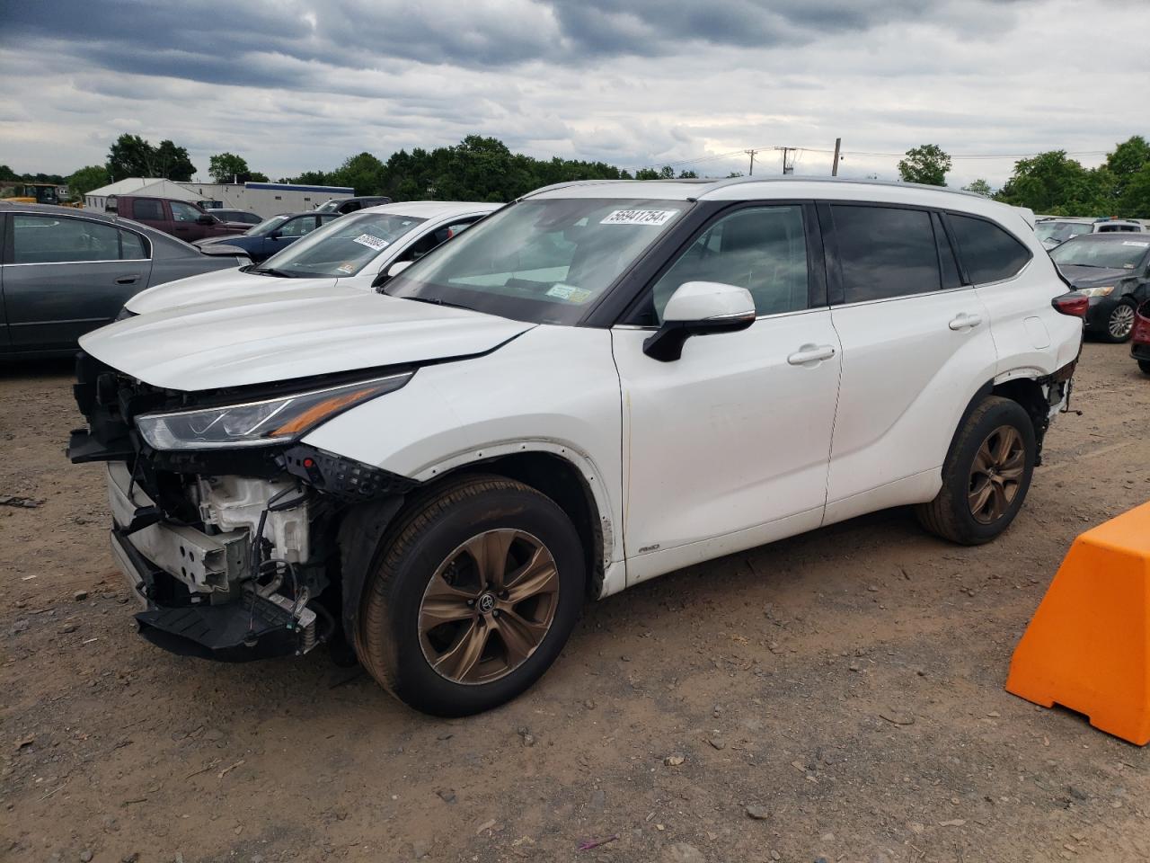 2022 TOYOTA HIGHLANDER HYBRID XLE VIN:5TDABRCH5NS543966