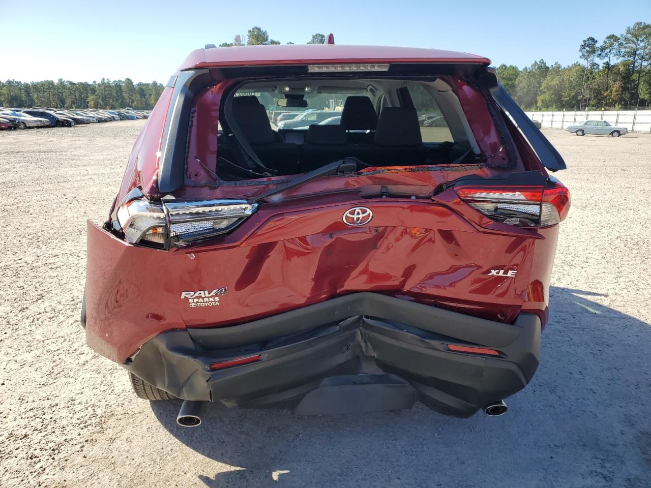 2022 TOYOTA RAV4 XLE VIN:2T3W1RFV4NW194484