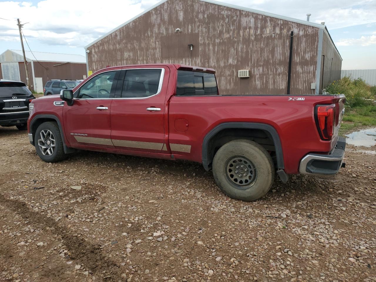 2022 GMC SIERRA K1500 SLT VIN:3GTUUDET4NG618909