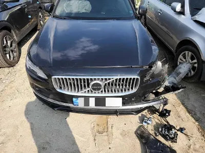 2022 Volvo S90 VIN: