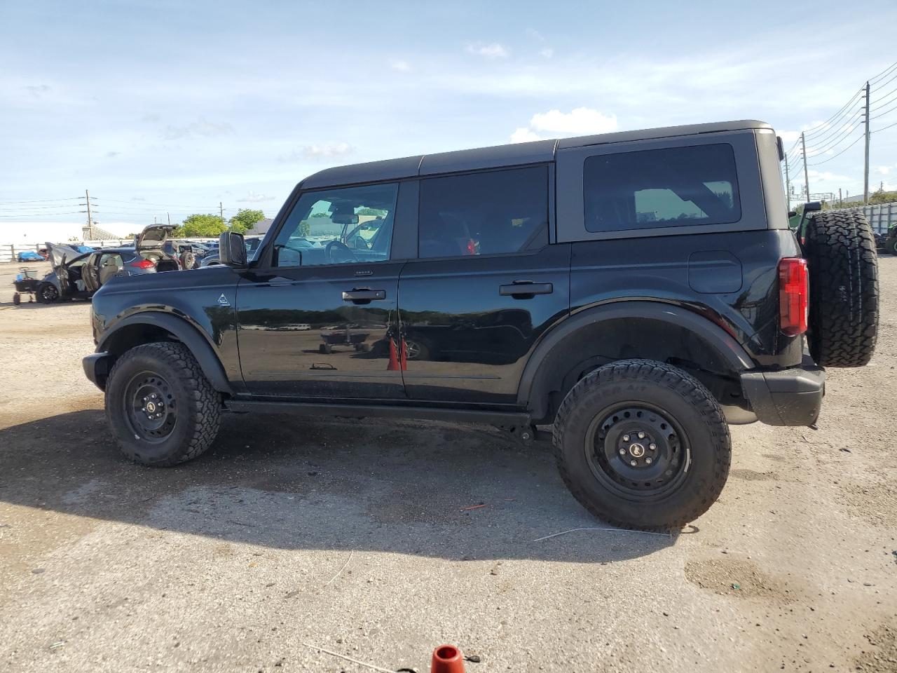 2023 FORD BRONCO BASE VIN:1FMEE5DH8PLA94380