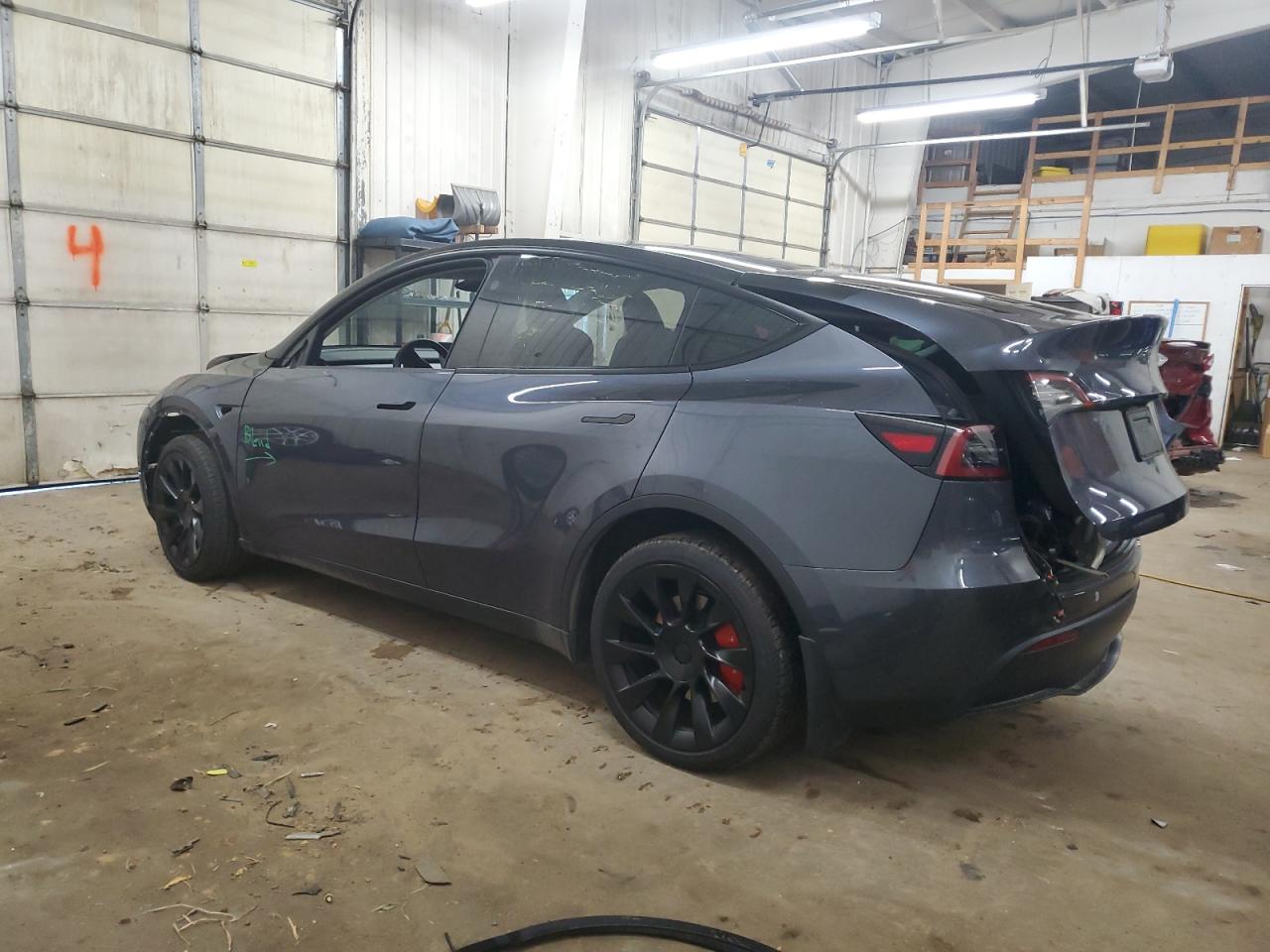 2023 TESLA MODEL Y  VIN:7SAYGDEE6PF831883
