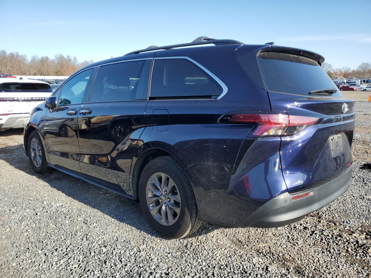 2022 TOYOTA SIENNA XLE VIN:5TDYSKFC9NS055934