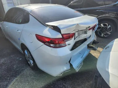 2016 Kia K5 VIN: