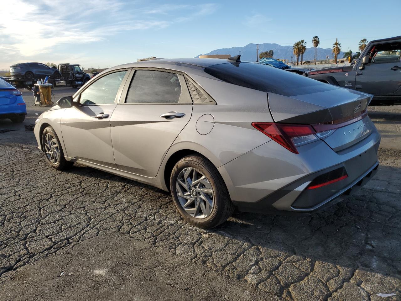 2024 HYUNDAI ELANTRA SEL VIN:KMHLM4DG3RU843983