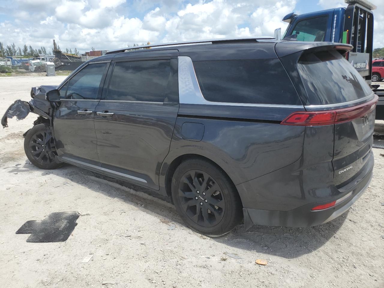 2024 KIA CARNIVAL SX VIN:KNDNE5H37R6331882