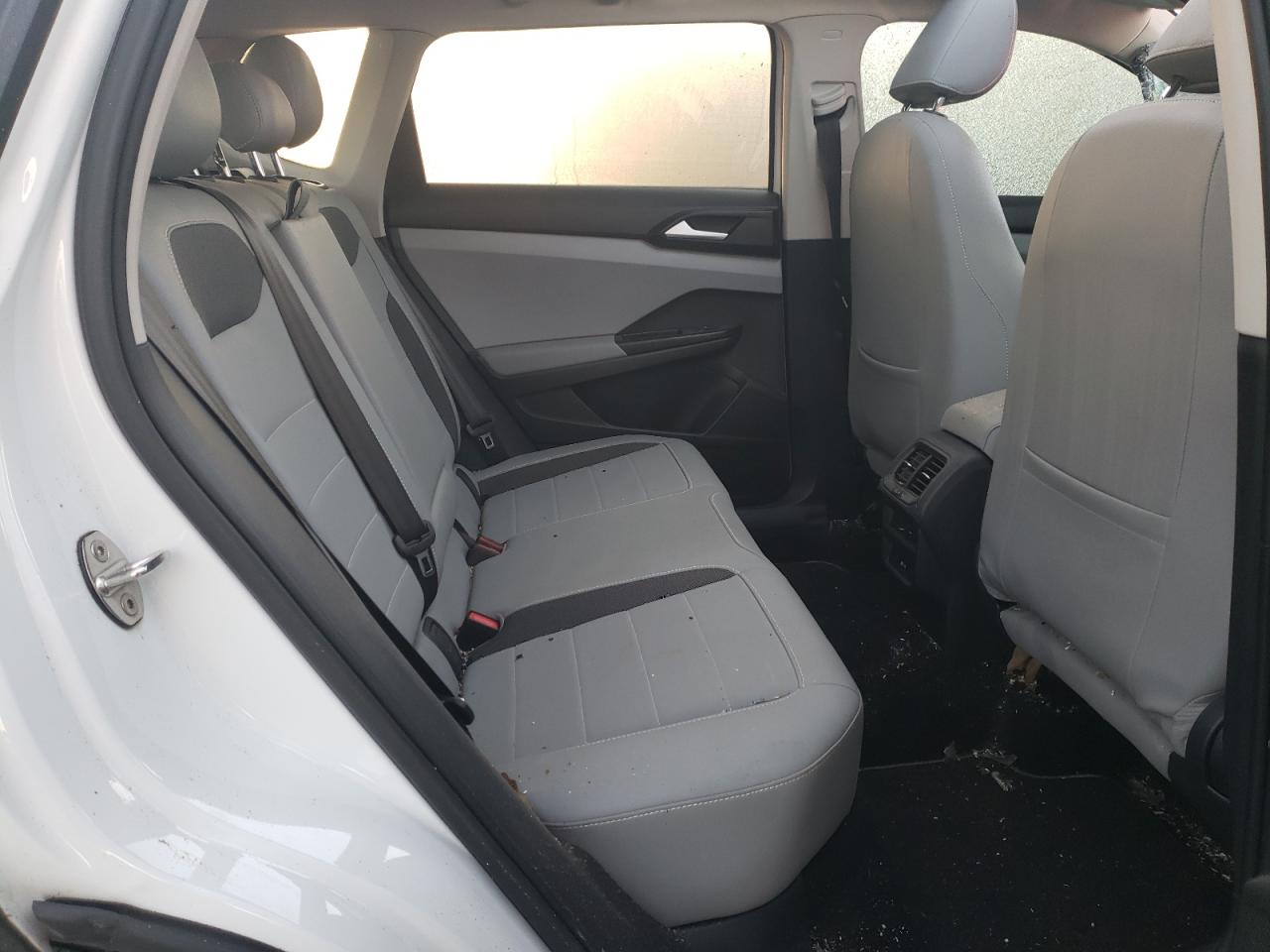 2022 VOLKSWAGEN TAOS SE VIN:3VVTX7B22NM019462