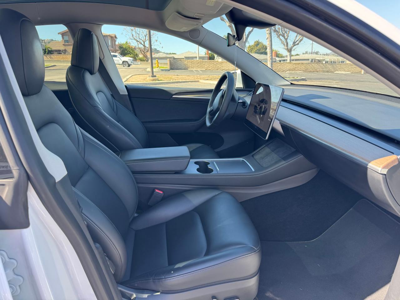 2023 TESLA MODEL Y  VIN:7SAYGDEE6PA094021
