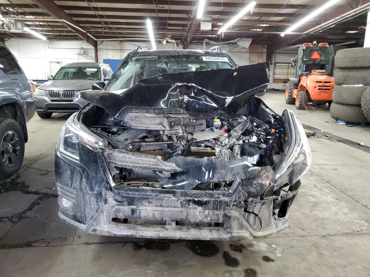 2024 SUBARU FORESTER PREMIUM VIN:JF2SKADC6RH511113