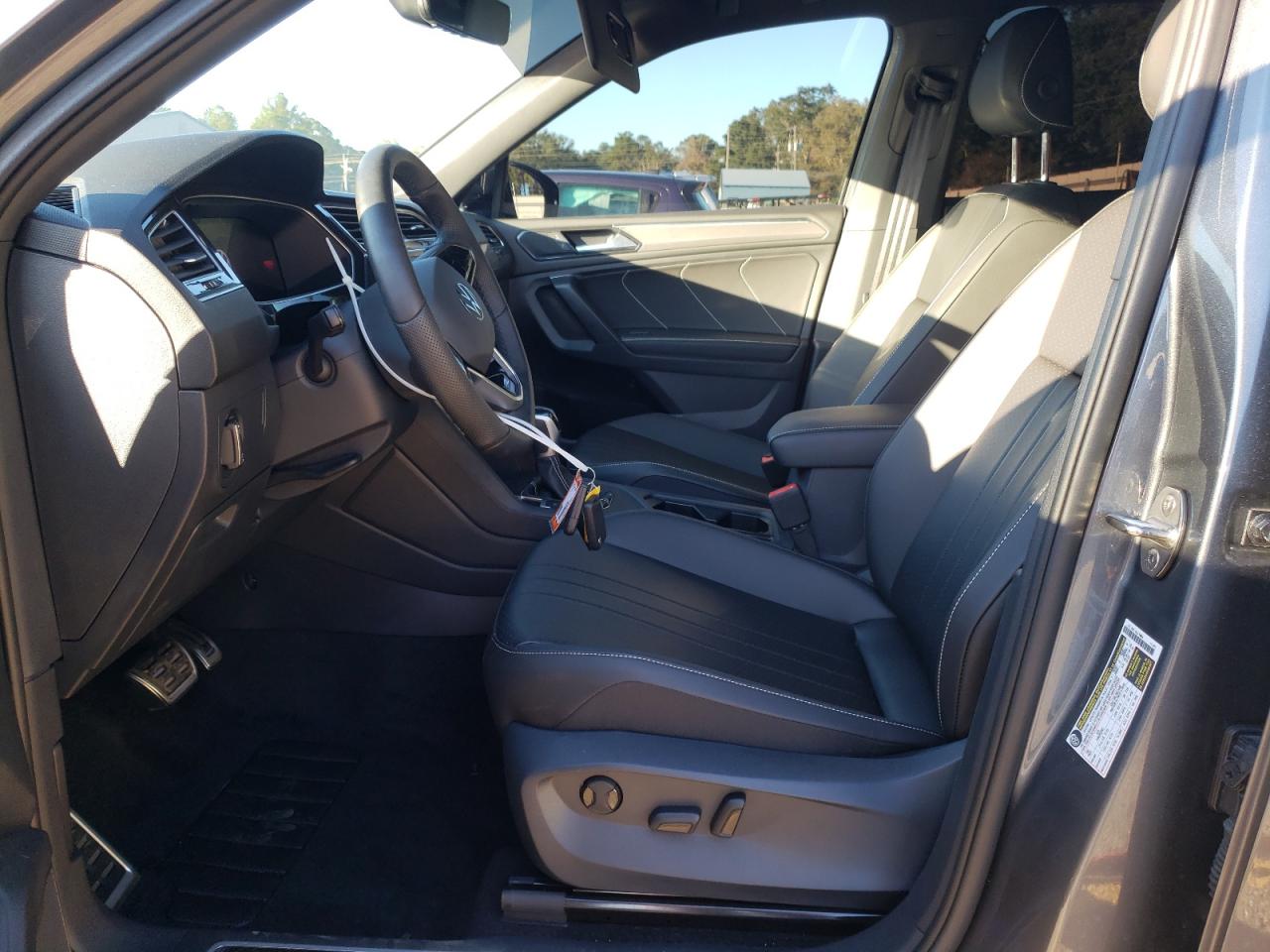 2024 VOLKSWAGEN TIGUAN SE R-LINE BLACK VIN:3VVCB7AX1RM103757