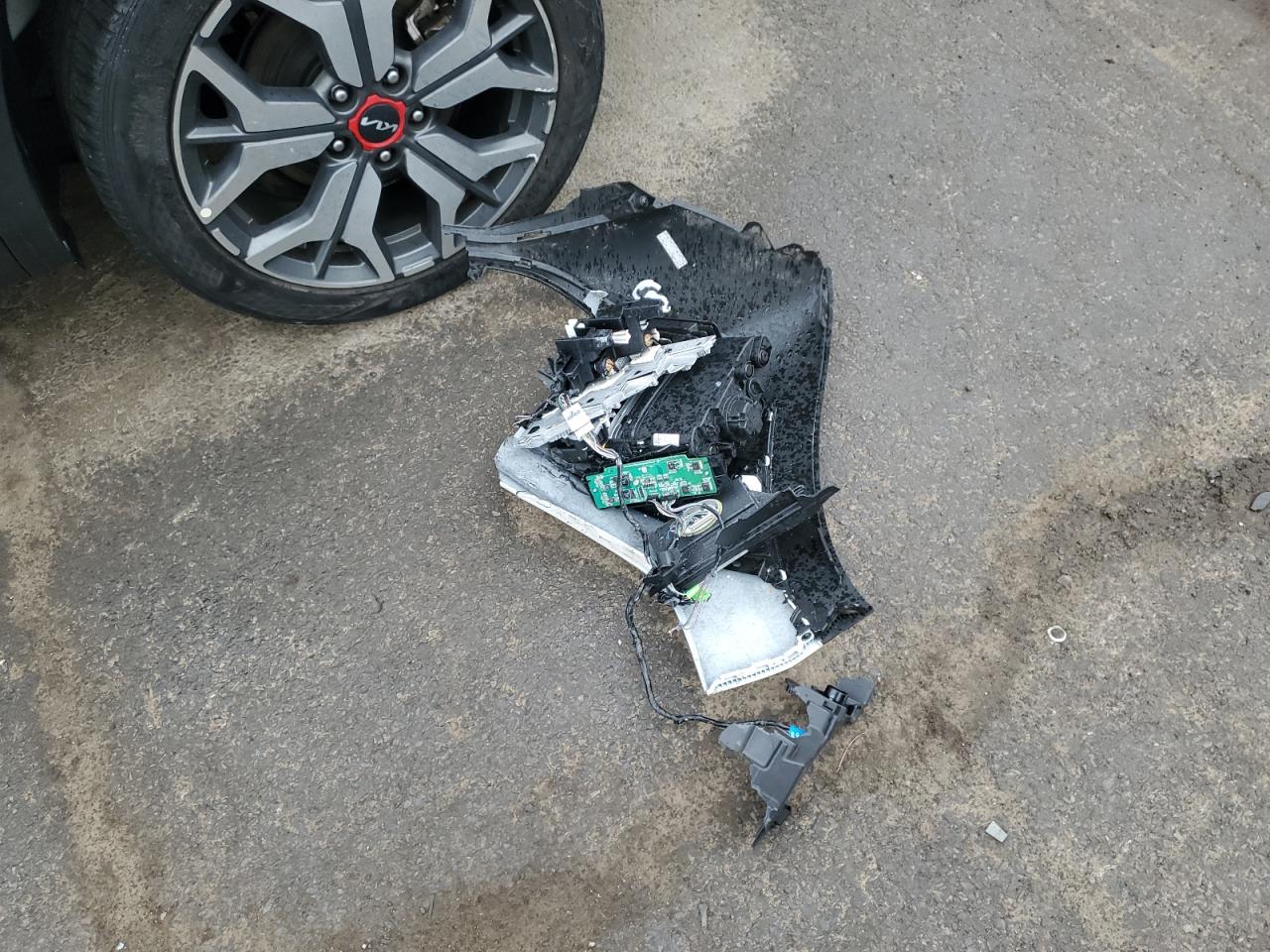 2022 KIA SELTOS SX VIN:KNDETCA23N7299979