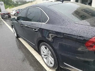 2018 Volkswagen Passat VIN: