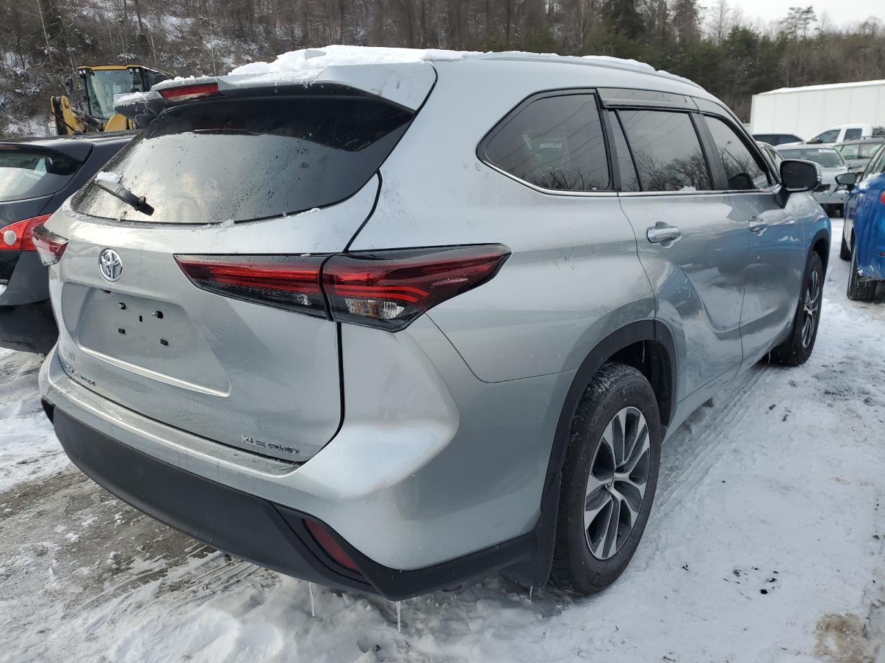 2024 TOYOTA HIGHLANDER LE VIN:5TDKDRBH7RS568955