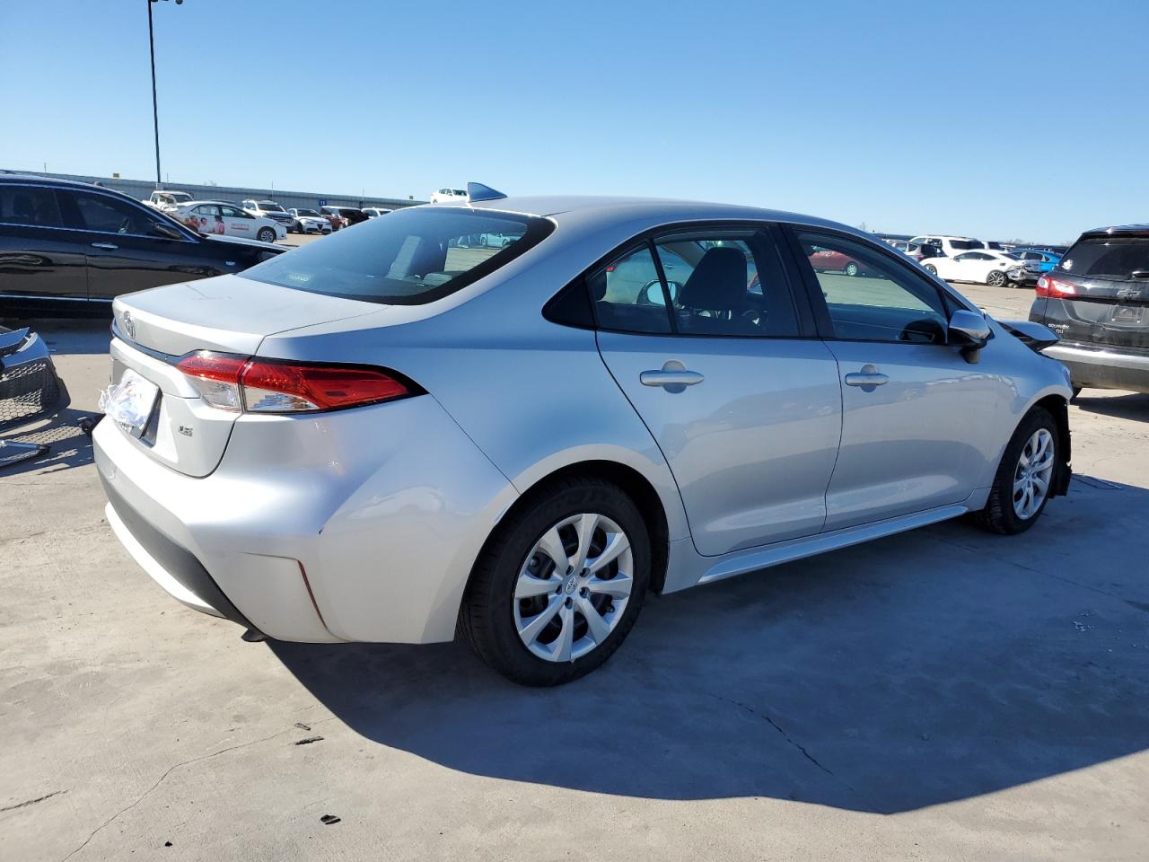 2022 TOYOTA COROLLA LE VIN:5YFEPMAE0NP271740