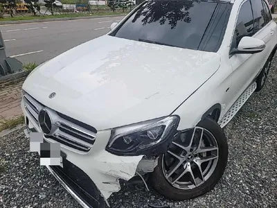 2018 Mercedes-Benz GLC 350 VIN: