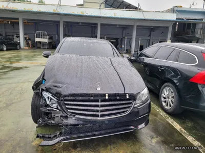 2016 Mercedes-Benz E 220 VIN: