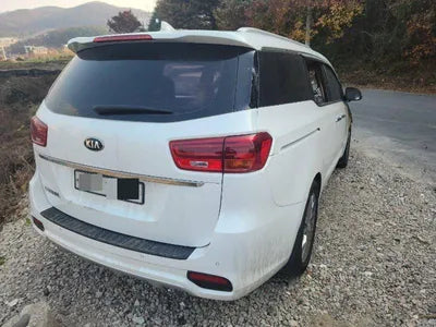 2018 Kia Carnival VIN: