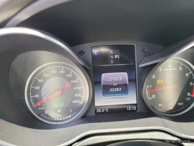 2017 Mercedes-Benz C 63 AMG WDDWF8GB6HF580111 VIN:WDDWF8GB6HF580111