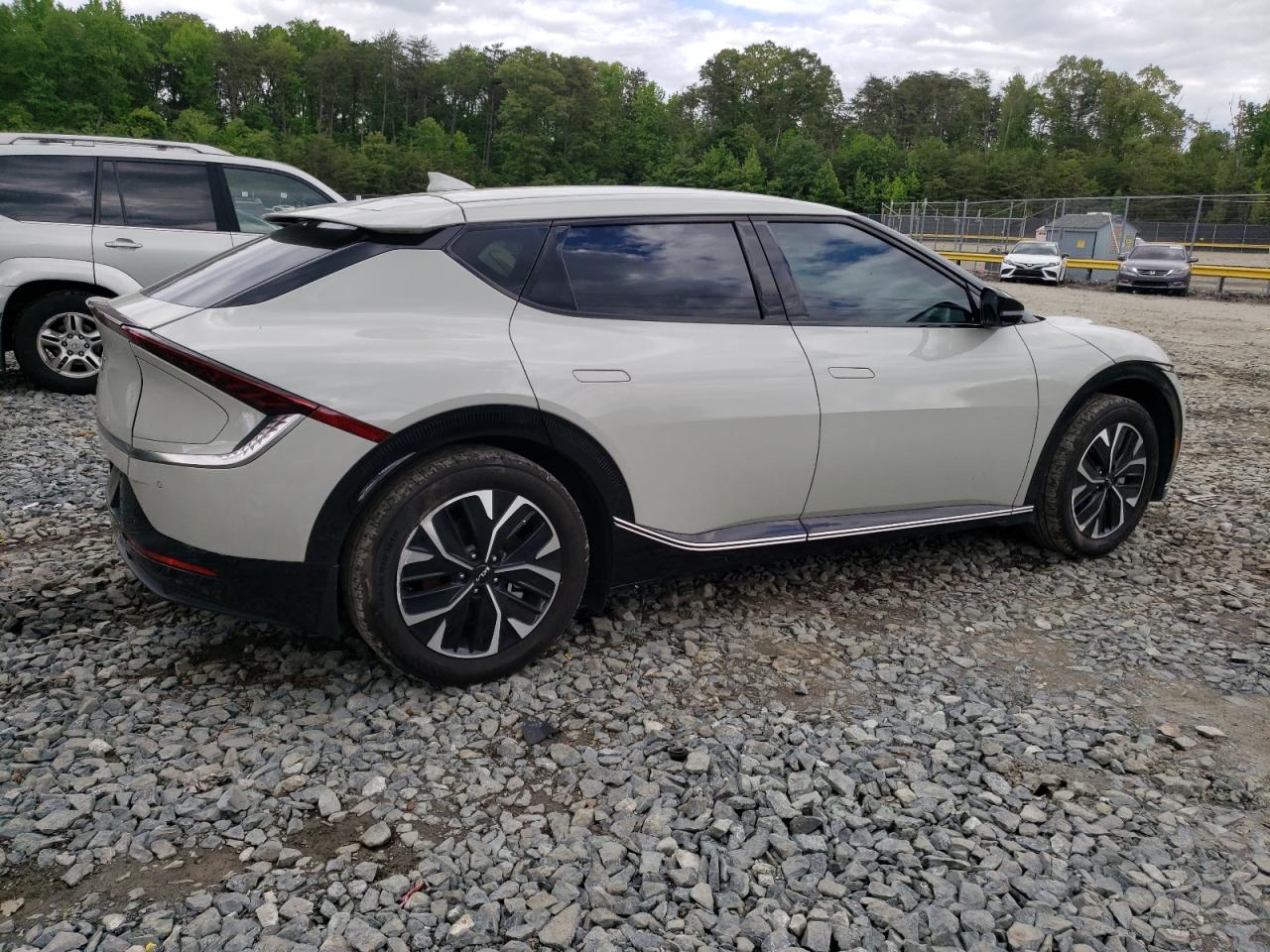 2022 KIA EV6 LIGHT VIN:KNDC34LA9N5059834