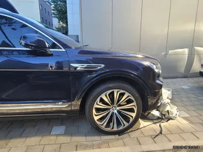 2022 Bentley Bentayga SJAAM14VXNC013723 VIN:SJAAM14VXNC013723