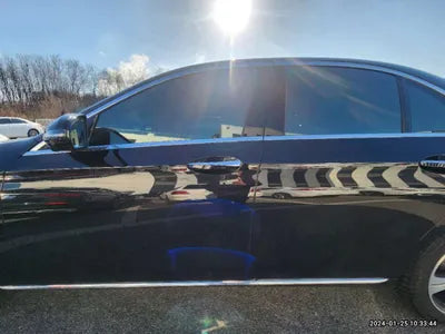 2017 Mercedes-Benz E 300 WDDZF4KB9HA137221 VIN:WDDZF4KB9HA137221