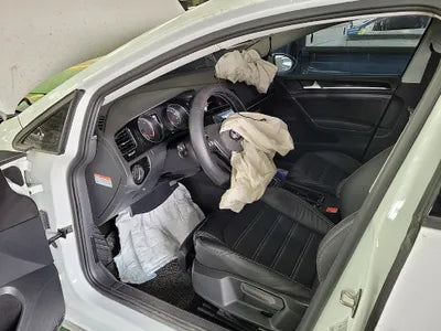 2015 Volkswagen Golf WVWZZZAUZGW035959 VIN:WVWZZZAUZGW035959