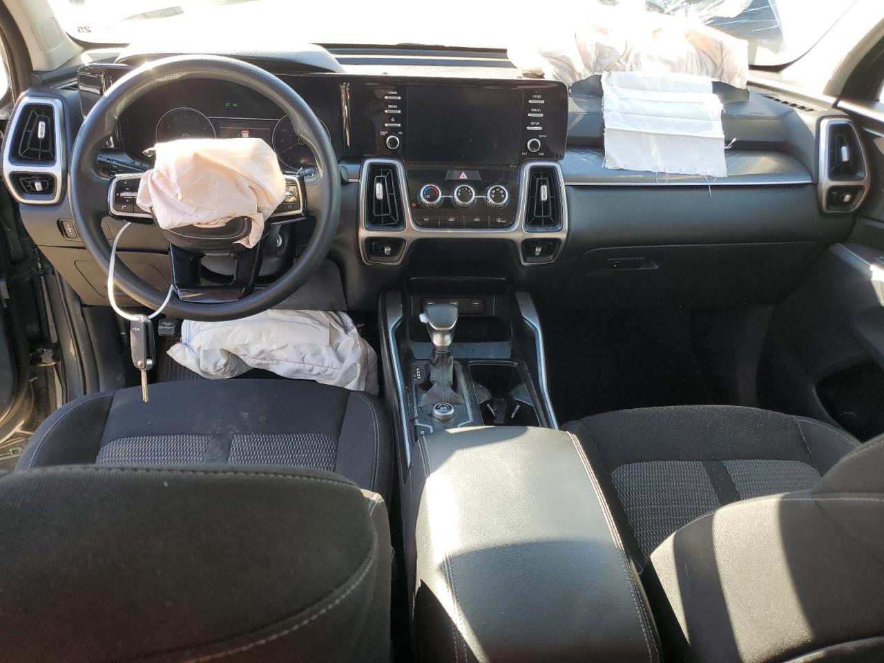 2022 KIA SORENTO LX VIN:5XYRG4LCXNG102147