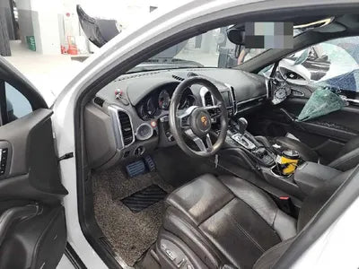 2015 Porsche Cayenne VIN: