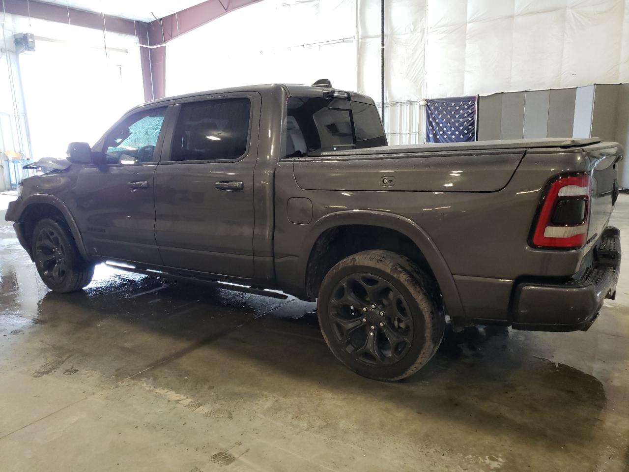 2022 RAM 1500 LIMITED VIN:1C6SRFHT5NN213799