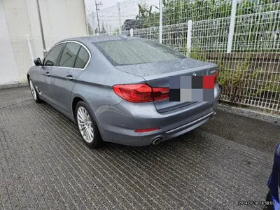 2019 BMW 520 VIN: