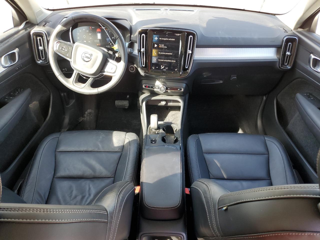 2022 VOLVO XC40 T5 MOMENTUM VIN:YV4162UK4N2790535