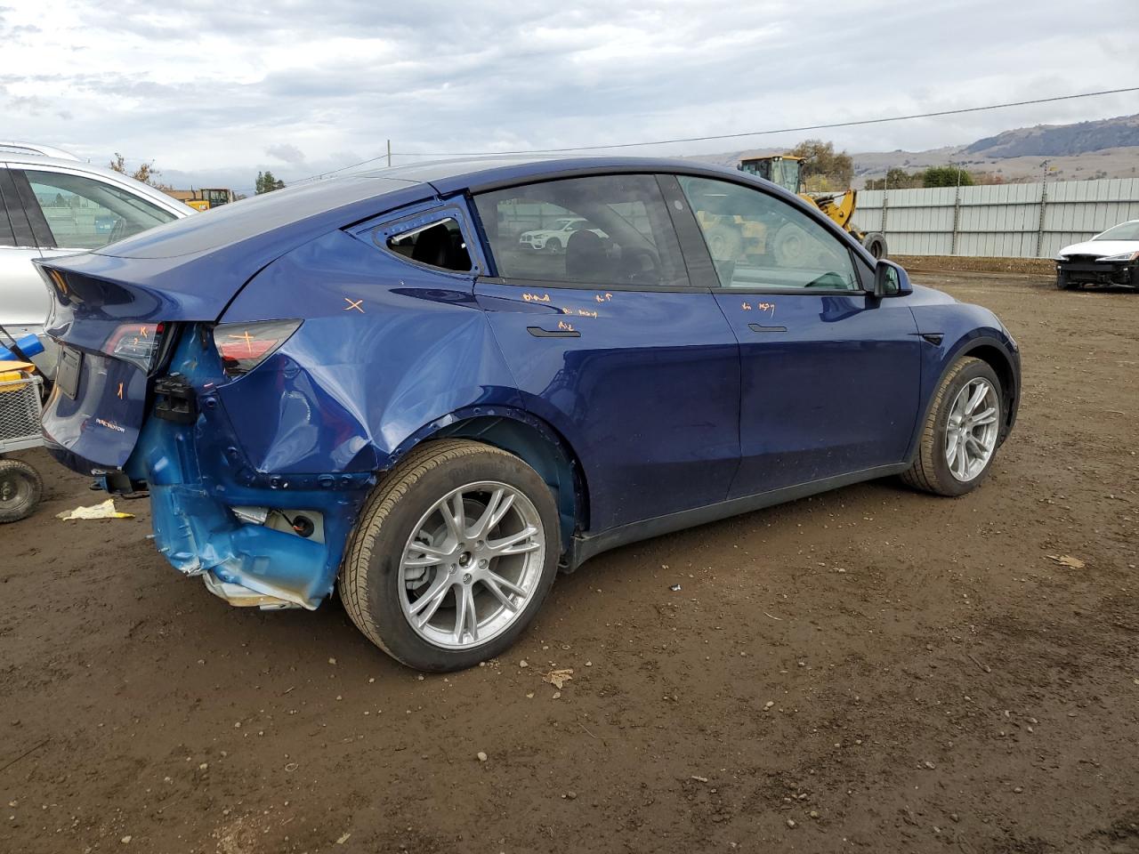 2023 TESLA MODEL Y  VIN:7SAYGDEE9PF896212