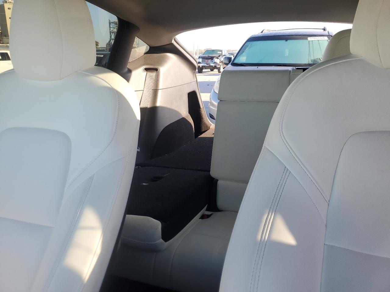 2022 TESLA MODEL Y  VIN:7SAYGDEF9NF466251