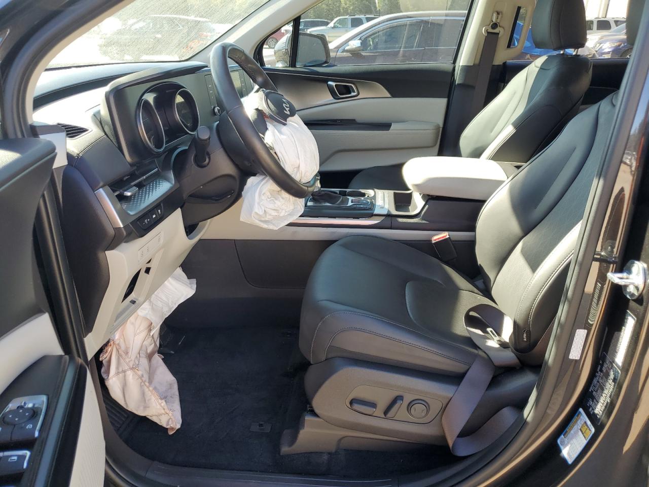 2024 KIA CARNIVAL LX VIN:KNDNB4H38R6362979