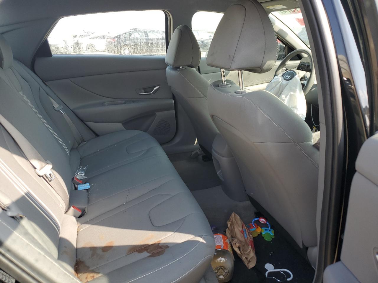 2024 HYUNDAI ELANTRA SEL VIN:KMHLM4DG5RU767036