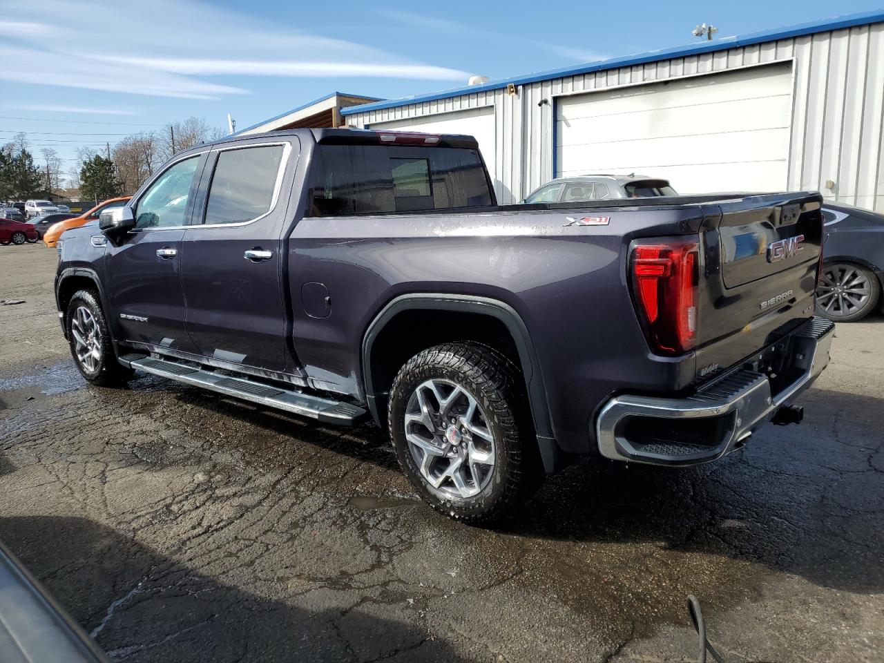 2023 GMC SIERRA K1500 SLT VIN:3GTUUDED8PG216564