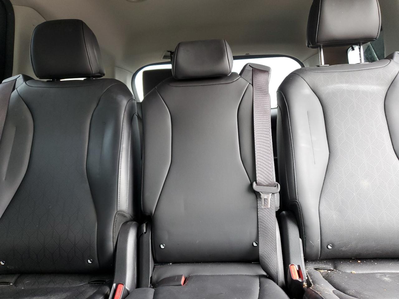 2022 KIA CARNIVAL EX VIN:KNDNC5H35N6062328