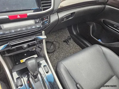 2017 Honda Accord VIN: