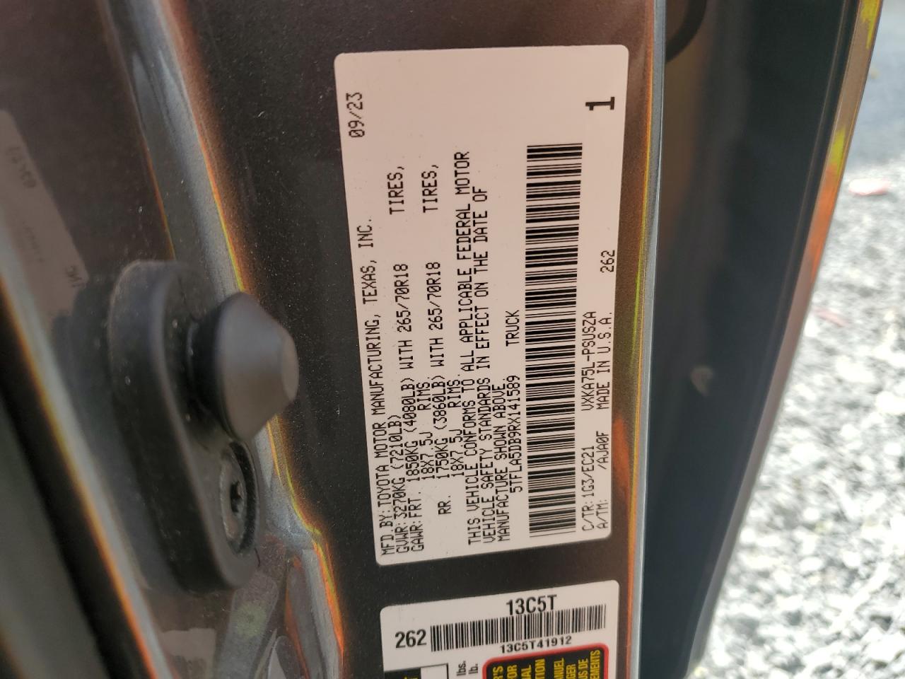 2024 TOYOTA TUNDRA CREWMAX SR VIN:5TFLA5DB9RX141589