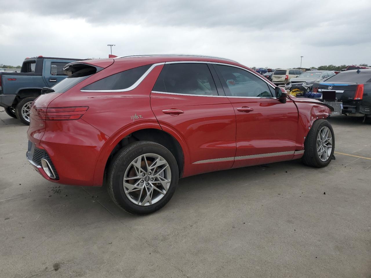 2023 GENESIS GV70 BASE VIN:KMUMADTB7PU114032