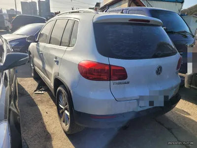2014 Volkswagen Tiguan VIN: