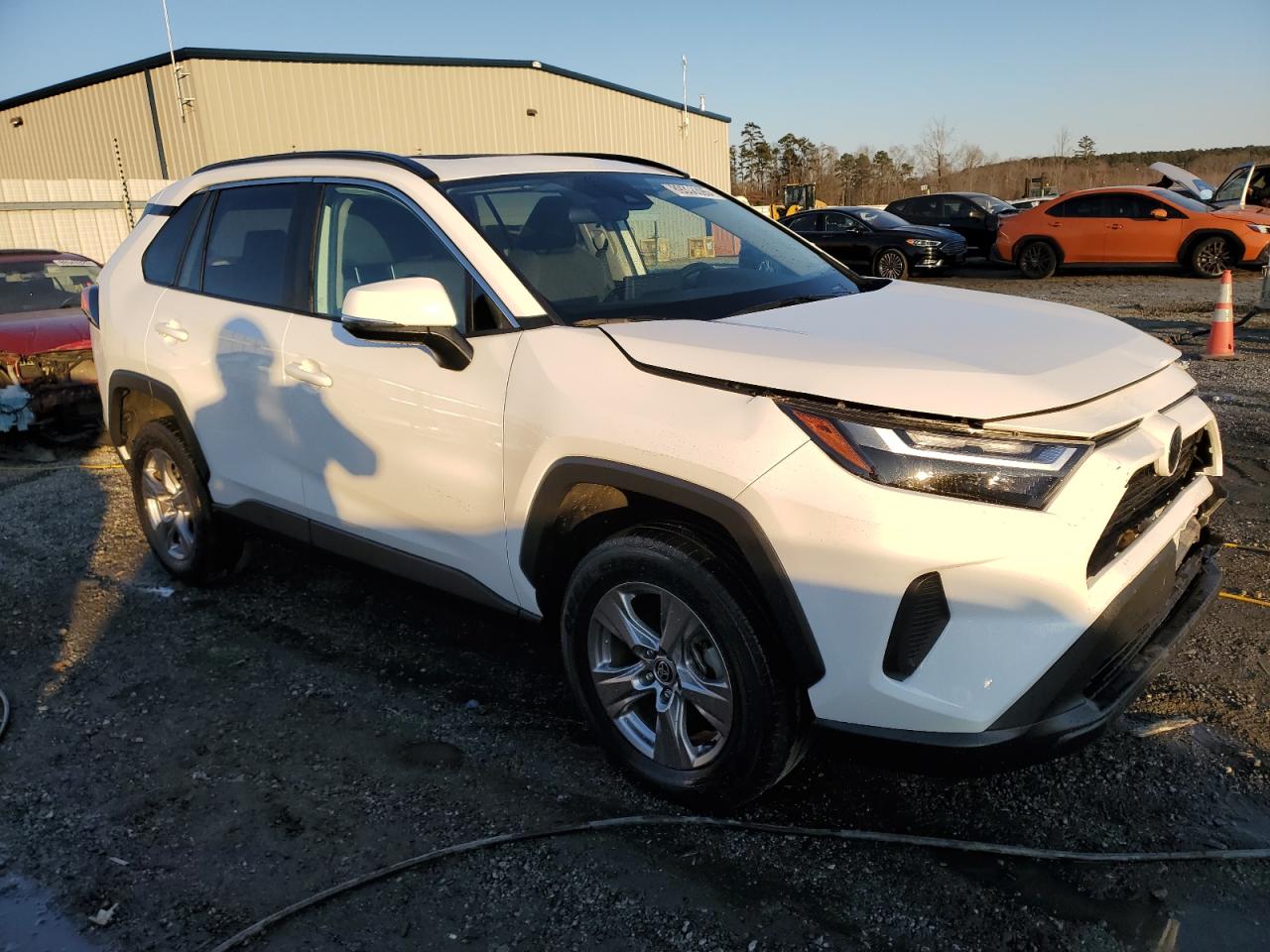 2022 TOYOTA RAV4 XLE VIN:2T3W1RFVXNC201438